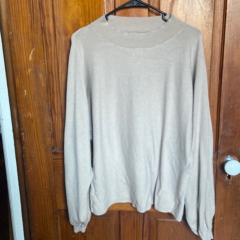 Womens top size M/L.